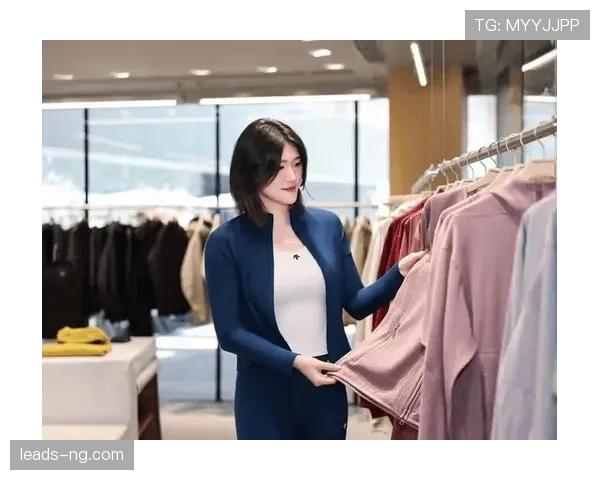 叶诗文训练完直接去奢侈品店刷卡,这反差谁懂啊 叶诗文训练完直接去奢侈品店刷卡,这反差谁懂啊